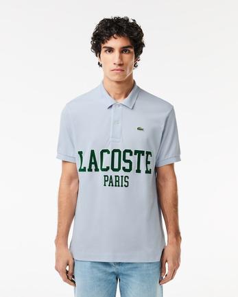 Oferta de Polo Lacoste L.12.12 classic fit de algodón piqué con estampado LCST PARIS para hombre por $3690 en Lacoste