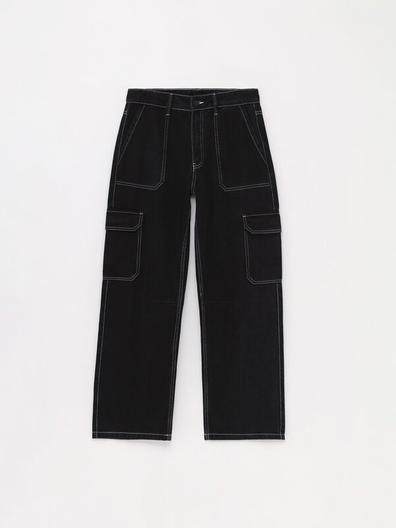 Oferta de Jeans Straight Relax por $479 en Lefties