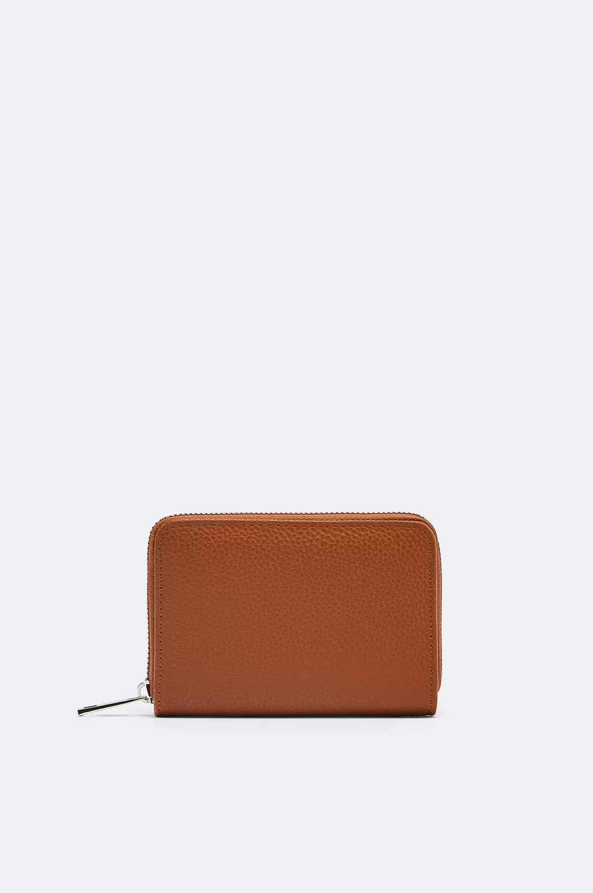 Oferta de Cartera Textura por $139 en Lefties