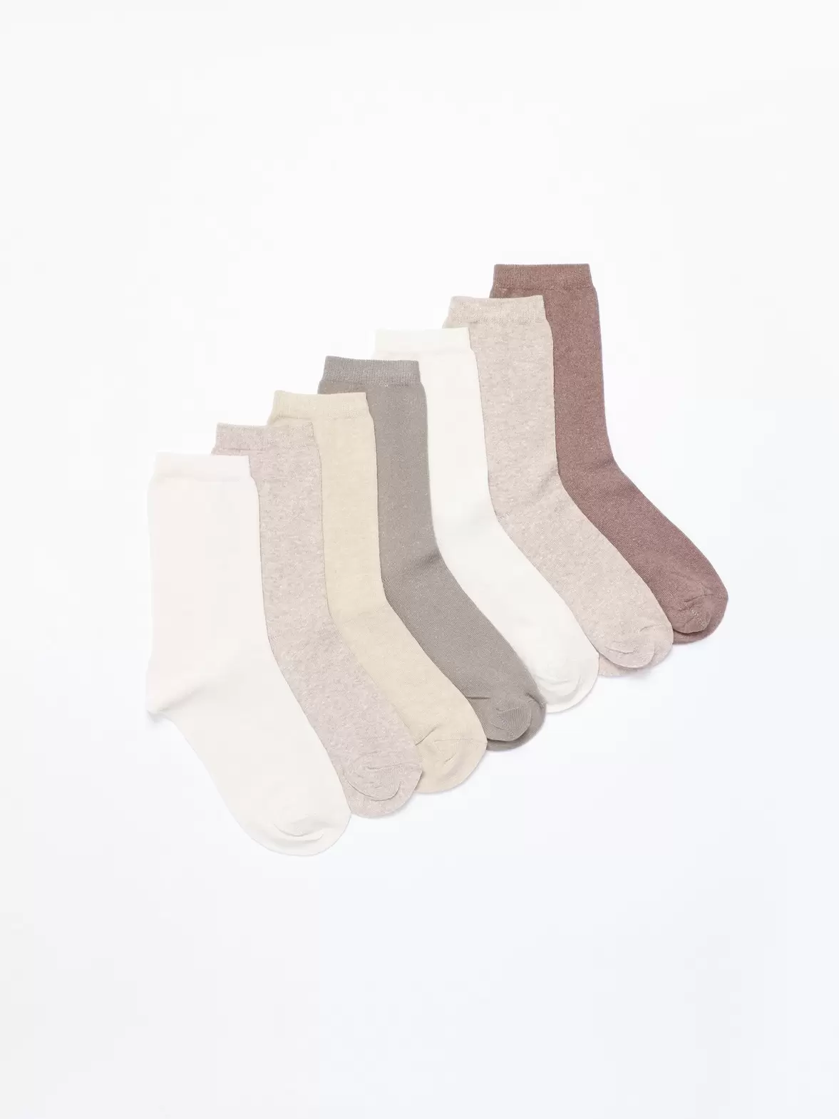 Oferta de Pack De 7 Pares De Calcetines Altos Lisos por $199 en Lefties