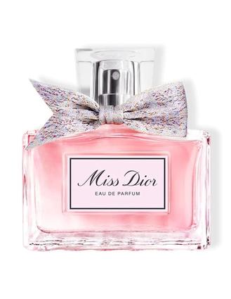 Oferta de Eau de parfum Dior Nuevo Miss Dior para mujer por $3580 en Liverpool