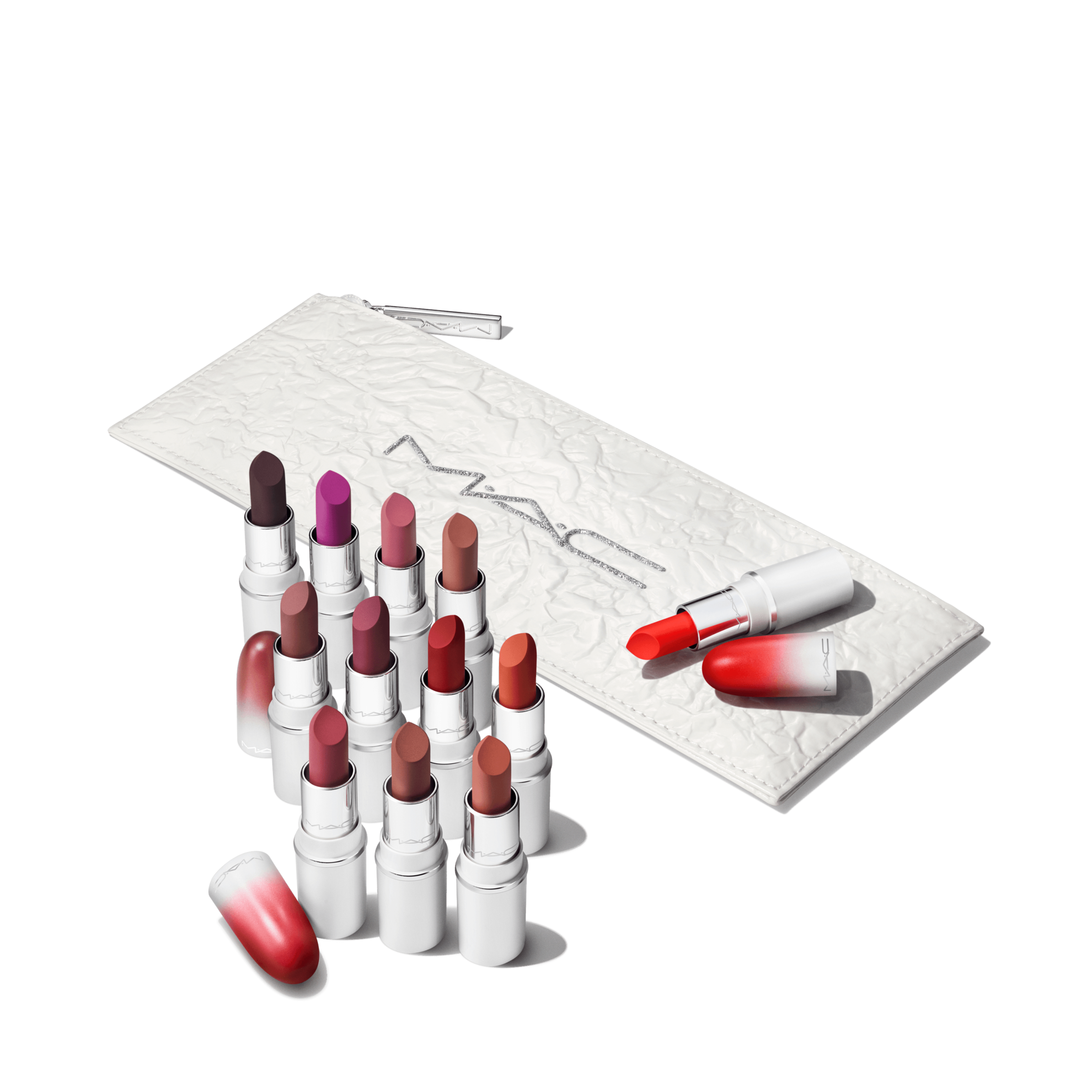 Oferta de Lips By The Dozen Mini Powder Kiss Lipstick x 12 por $2609.1 en MAC Cosmetics