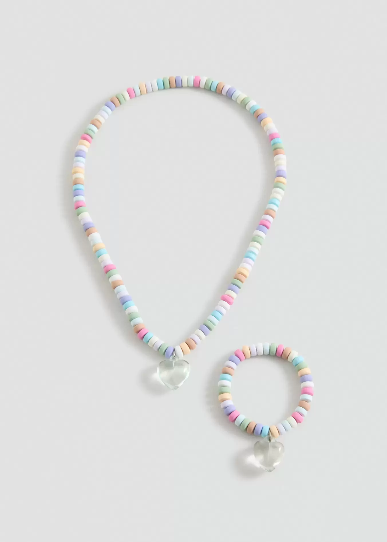 Oferta de Set collares y pulsera por $249 en Mango