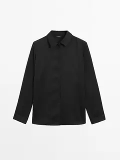 Oferta de Camisa aberturas manga larga satinada por $1695 en Massimo Dutti