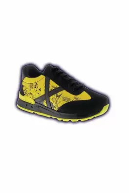 Oferta de T11108 Tenis De Batman Color Negro Amarillo por $569 en Mundo Terra