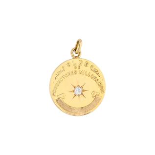 Oferta de Dije diseño especial con diamante en oro amarillo 18 kilates. por $22999 en Nacional Monte de Piedad