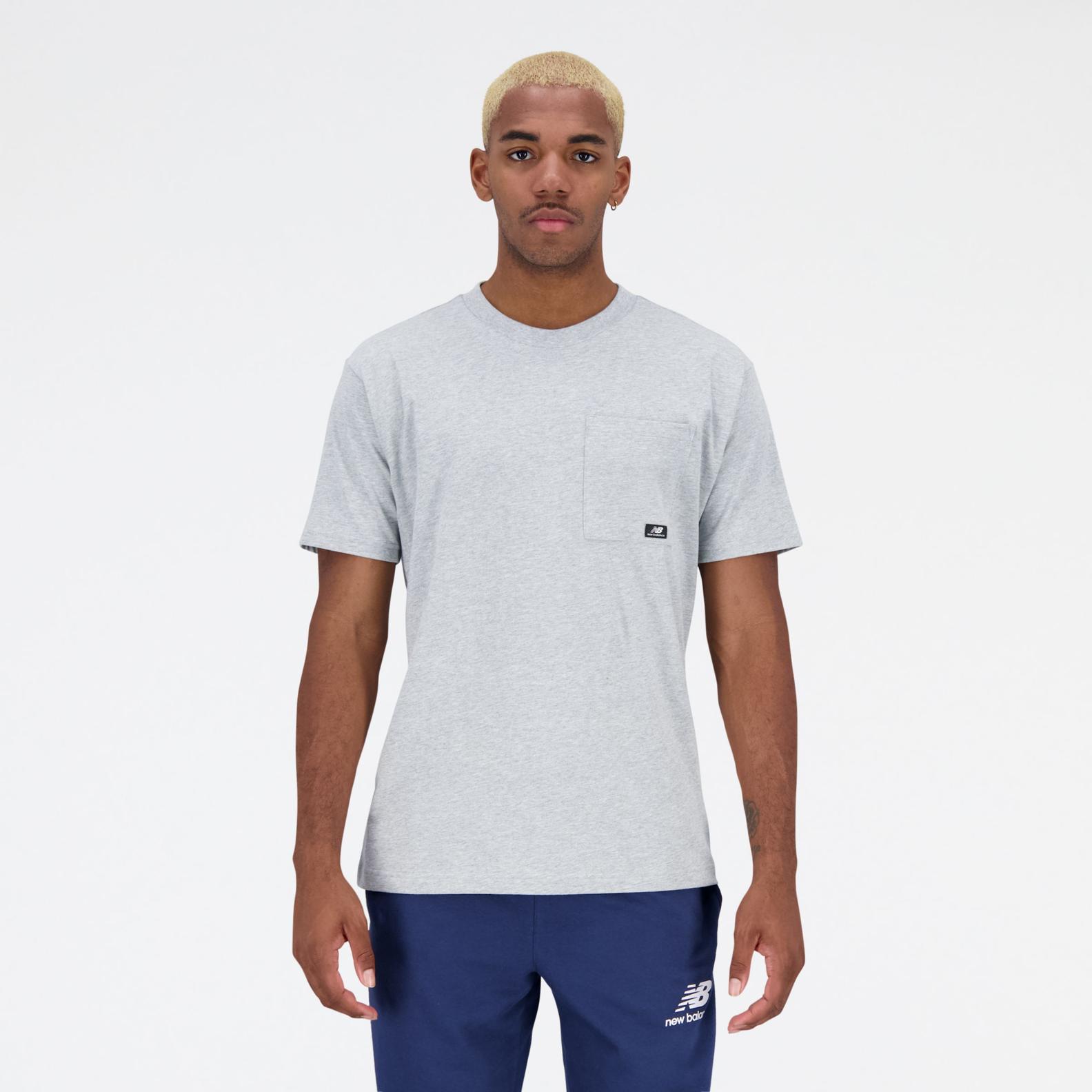 Oferta de Essentials Reimagined Cotton Jersey Short Sleeve T-shirt por $79900560 en New Balance