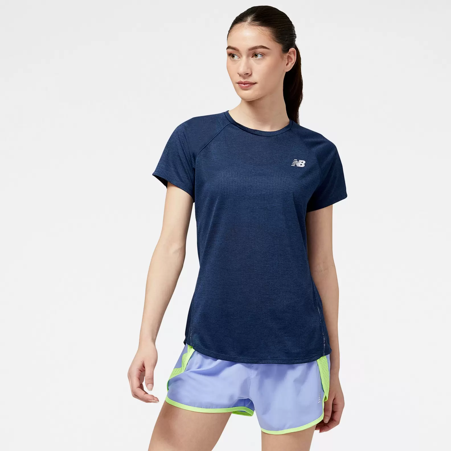 Oferta de Impact Run Short Sleeve por $99900600 en New Balance