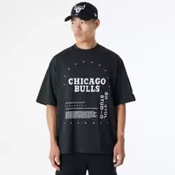 Oferta de Playera Manga Corta Chicago Bulls Bristol X NBA Negra por $1299 en New Era