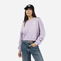 Oferta de Sudadera Crop New York Yankees Women's League Essentials Morada para Mujer por $1199 en New Era