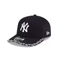 Oferta de New York Yankees MLB Floral 9FIFTY LP Snapback por $899 en New Era
