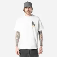 Oferta de Playera Manga Corta Los Angeles Dodgers MLB Poster por $999 en New Era