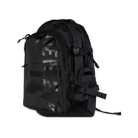 Oferta de New Era Back Carrier Pack Backpack Negra por $2799 en New Era