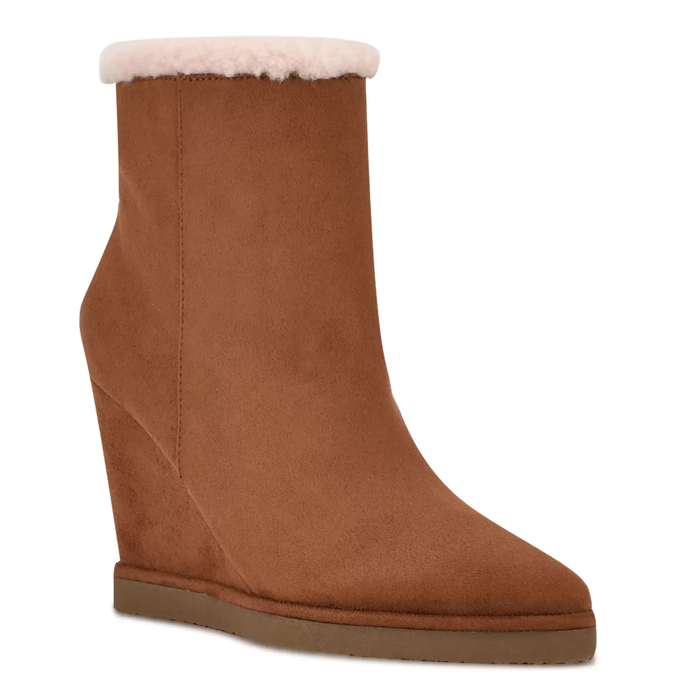 Oferta de Botin Apres2 Gamuza Cafe Nine West por $1500 en Nine West