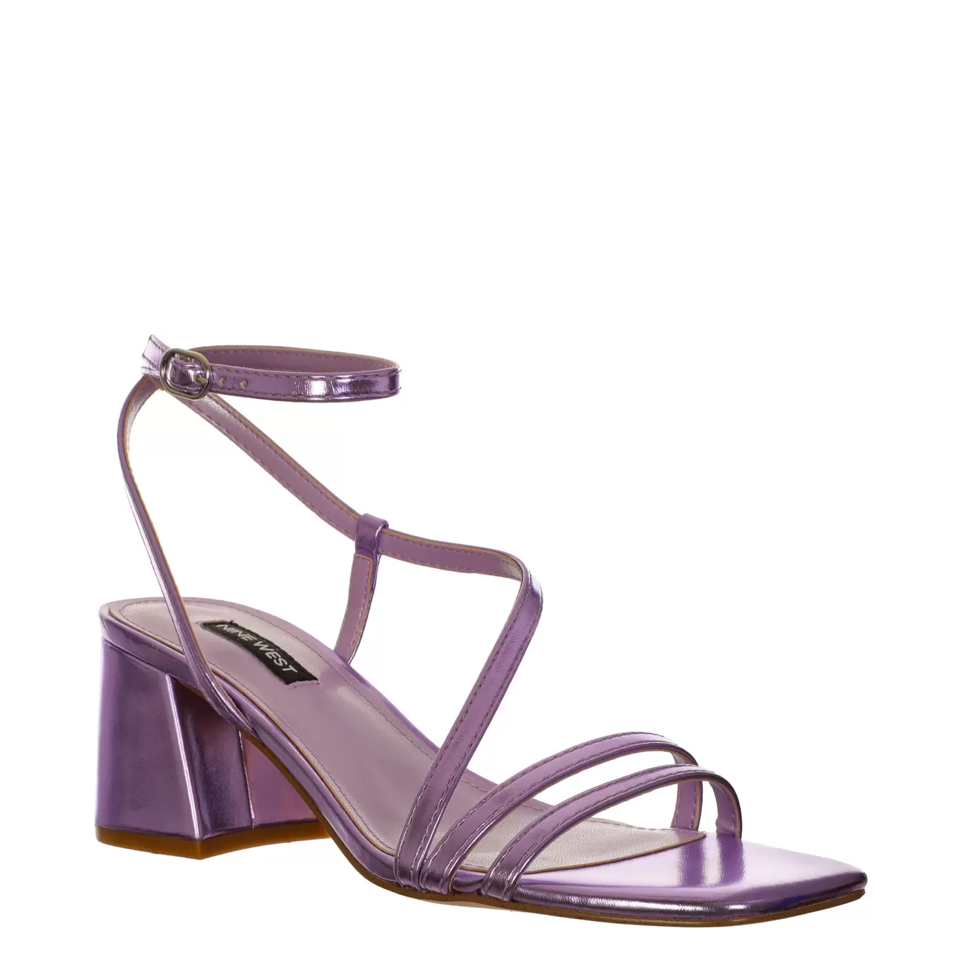 Oferta de Sandalia Georga3 Sintetico Morado Nine West por $1609 en Nine West