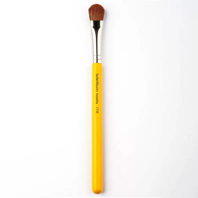 Oferta de Studio 778 Large Shadow por $204 en Nuestro Secreto
