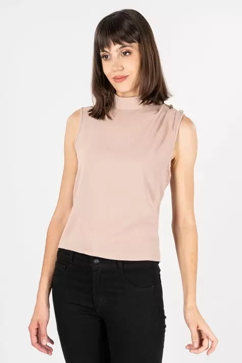 Oferta de Blusa sin mangas y cuello alto por $99 en Santory
