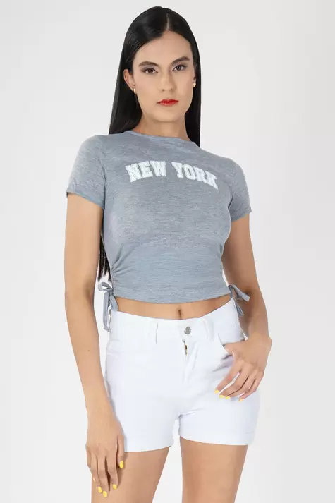 Oferta de Short tiro alto por $135 en Santory
