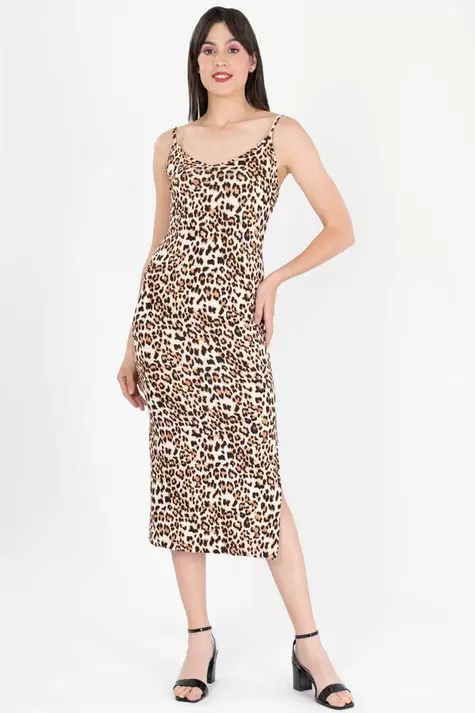 Oferta de Vestido animal print de tirantes por $153 en Santory