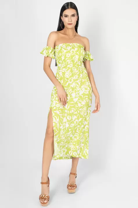 Oferta de Vestido largo con enresortado por $190 en Santory