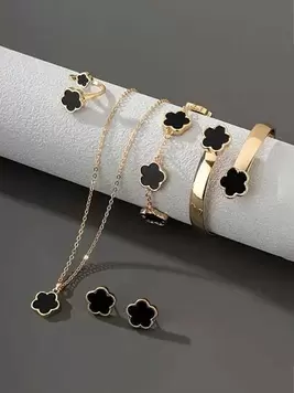 Oferta de Set de 6 piezas de joyería con trébol de cuatro hojas de la suerte que incluye pulsera, collar, aretes, pulsera y anillo por $62 en SHEIN