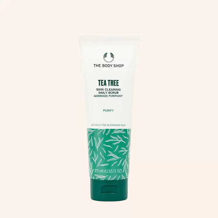 Oferta de Exfoliante Limpiador Tea Tree por $395 en The Body Shop