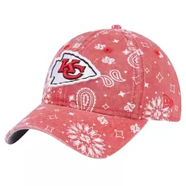 Oferta de Gorra ajustable roja Kansas City Chiefs Paisley 9TWENTY de New Era para mujer por $31.99 en Tienda NFL