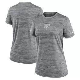 Oferta de Camiseta Nike de rendimiento de velocidad ofensiva de los Las Vegas Raiders para mujer, color gris jaspeado por $41.99 en Tienda NFL