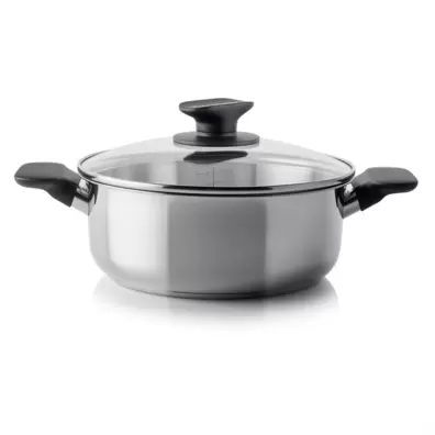 Oferta de Olla 4 L Universal Chef por $2299.9 en Tupperware