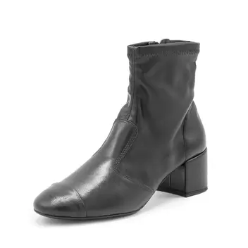Oferta de Botín Tacón Bloque por $1799 en Via Uno