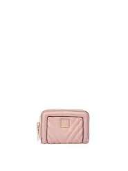 Oferta de Small Wallet with Zip por $654.98 en Victoria's Secret