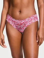 Oferta de Posey Lace Cheeky Panty en Victoria's Secret