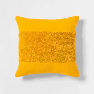 Oferta de Almohada Cuadrada Moderna color Amarillo, Threshold por $24999 en Waldos