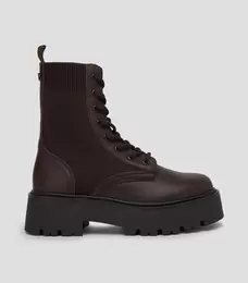 Oferta de Botines combat con tacón bajo ancho en piel Mujer por $2879.2 en Aldo