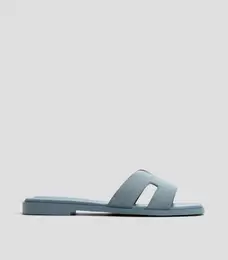 Oferta de Sandalias planas Mujer por $2079.2 en Aldo
