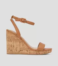 Oferta de Alpargatas Fusa con tacón alto de cuña Mujer por $1439.4 en Aldo