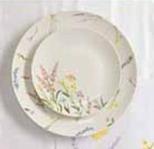 Oferta de T&A Home - Vajilla De Porcelana Blooming por $1128 en La Comer