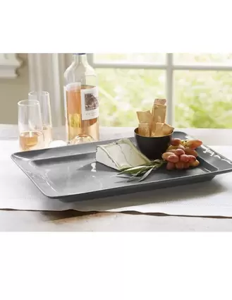 Oferta de Platón Cambria por $425 en Pottery Barn