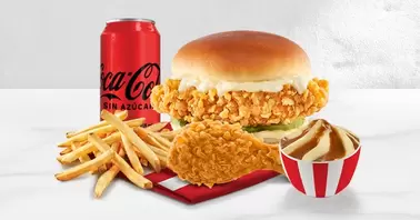 Oferta de KENTUCKY CHICKEN SANDWICH MAYONESA CLÁSICA MEGABOX + PIEZA por $209 en KFC