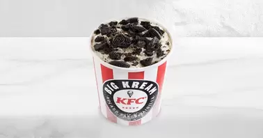 Oferta de BIG KREAM OREO 1/2 LITRO por $65 en KFC