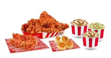 Oferta de BUCKET CLÁSICO DE 14 KE TIRAS por $559 en KFC