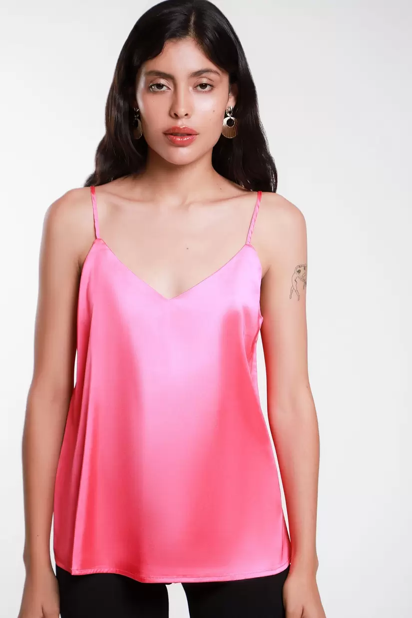 Oferta de Blusa Sin Manga Escote V por $199 en LOB