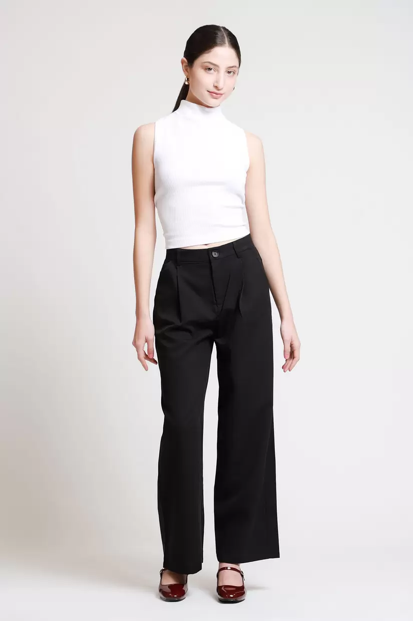 Oferta de Pantalón Recto Pinzas Delanteras por $599 en LOB