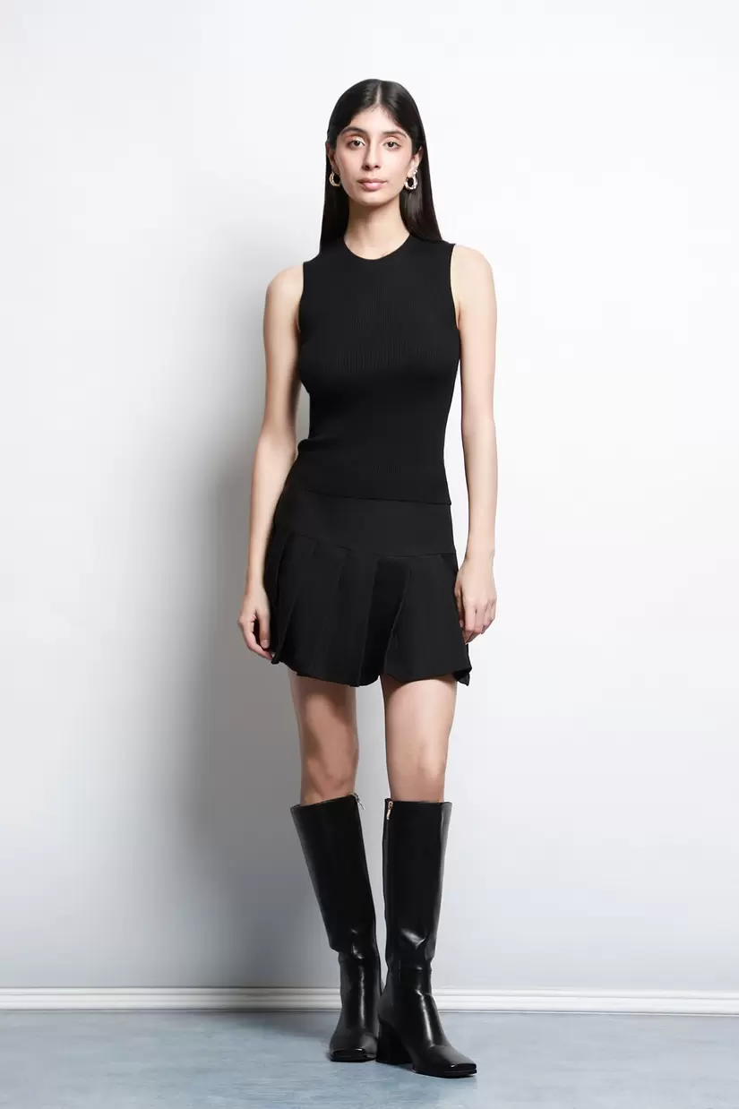 Oferta de Blusa Sin Manga Tejida por $299 en LOB