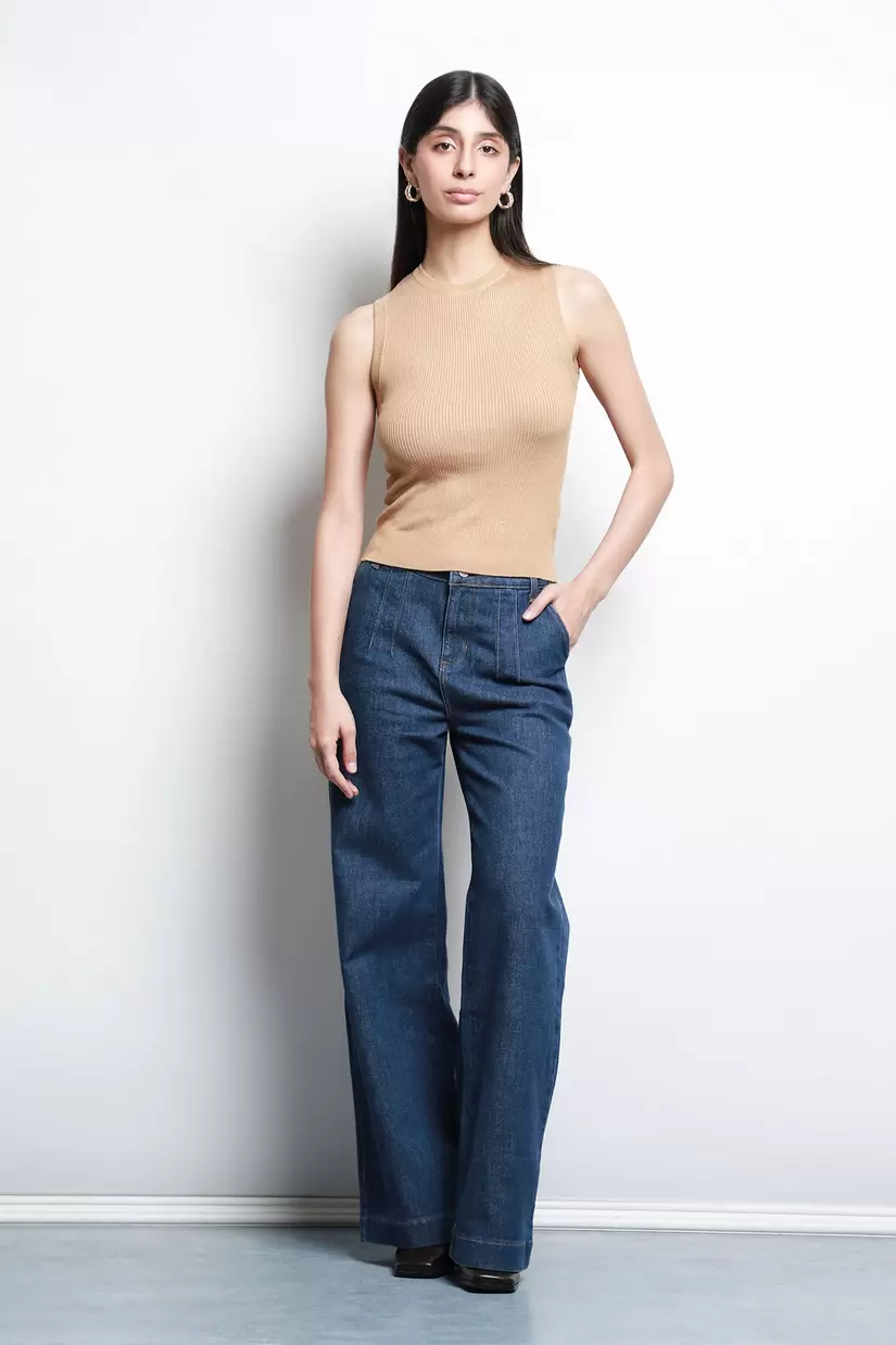 Oferta de Blusa Sin Manga Tejida por $299 en LOB