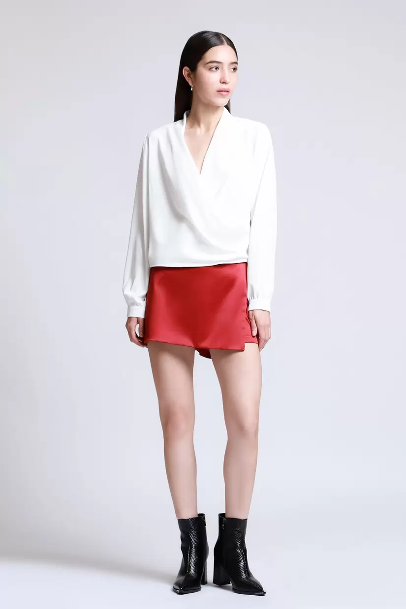 Oferta de Falda Short Satinada por $349 en LOB