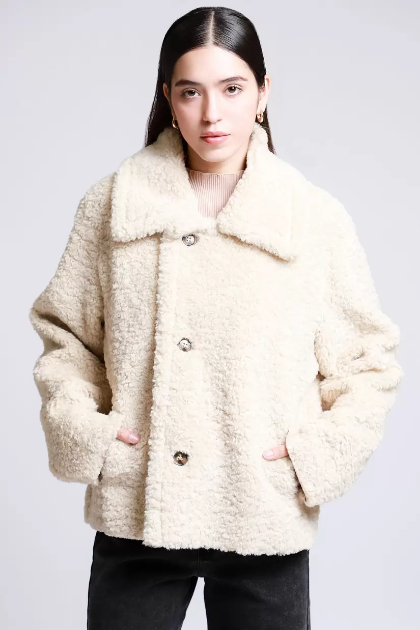 Oferta de Chamarra Borrego Reversible por $599.6 en LOB