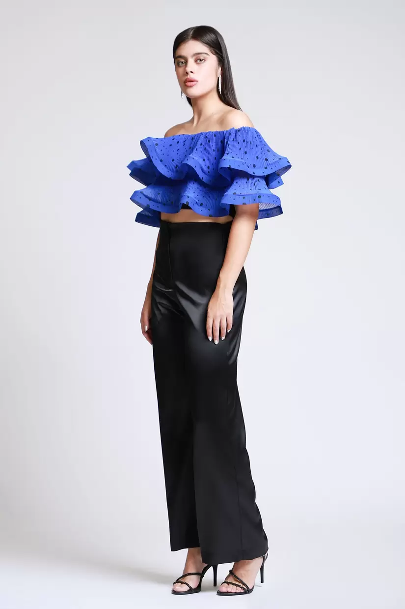 Oferta de Top Strapless Con Olanes por $399 en LOB