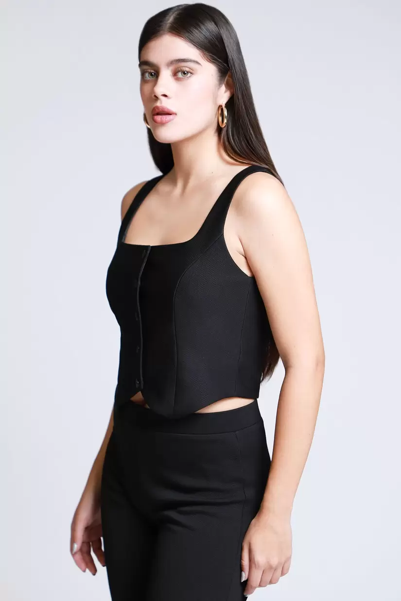 Oferta de Chaleco Delgado Tirantes por $399 en LOB