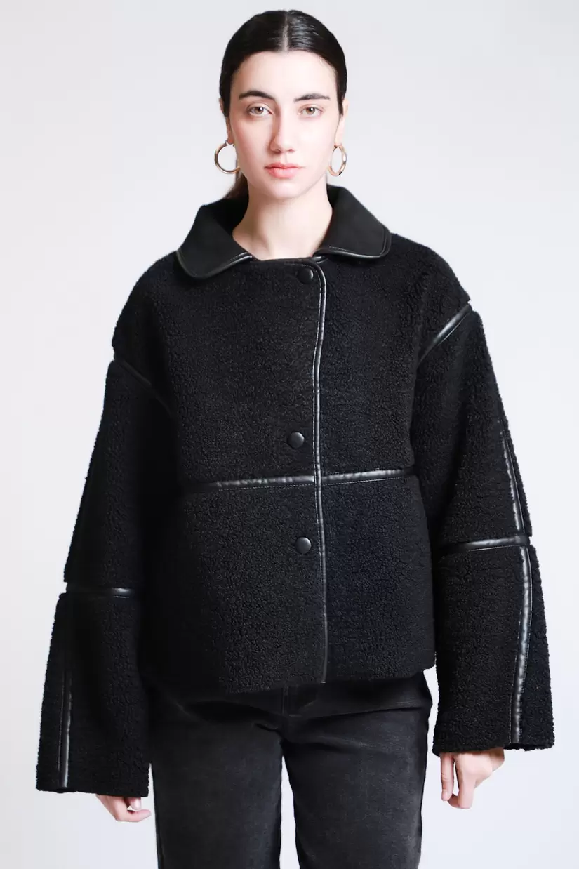 Oferta de Chamarra Gruesa Borrego por $799 en LOB
